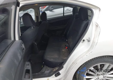 2014 Subaru Impreza 2.0I Premium z USA, uszkodzony, nr VIN JF1GJAD67EH021619